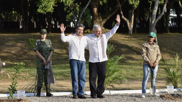 Juan Orlando Hernández y AMLO