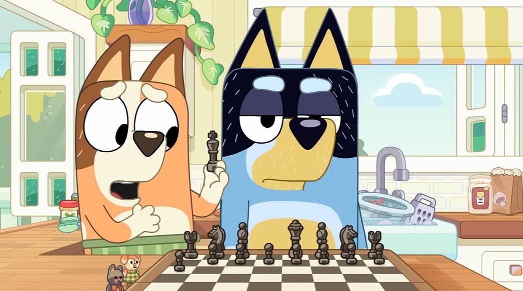 Bluey y Bingo aprenden a jugar ajedrez