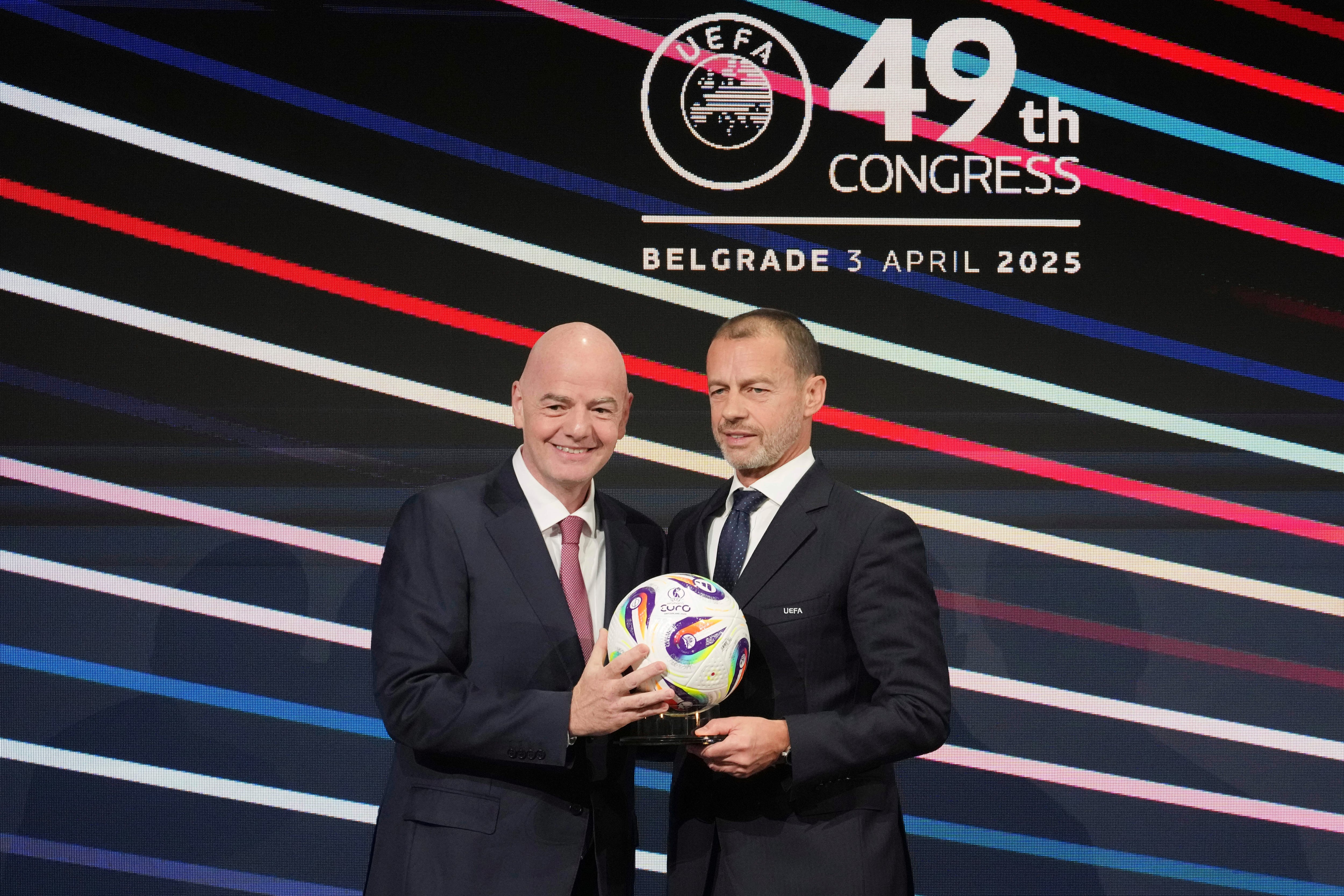La UEFA mantiene su oposición a Gianni Infantino