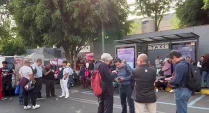 CNTE bloquea la SEP y afecta circulación en Avenida Universidad