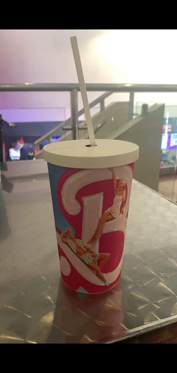 Vaso de Barbie en Cinemex