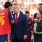 Sheinbaum entregó el Balón de Oro del Mundial 2026 a Rodri Hernandez