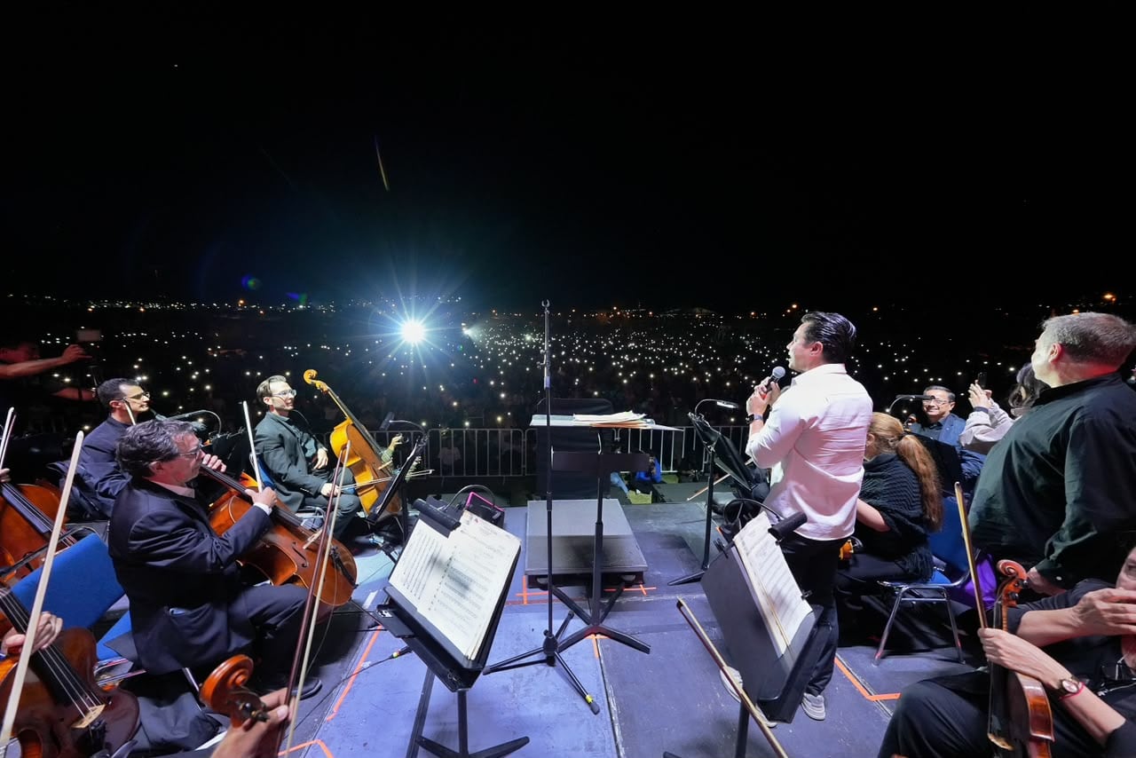 Felifer Macías lleva arte y cultura a La Queretana con Sinfonía