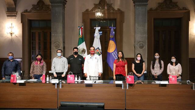 Pacientes recuperados y Manuel de la O.