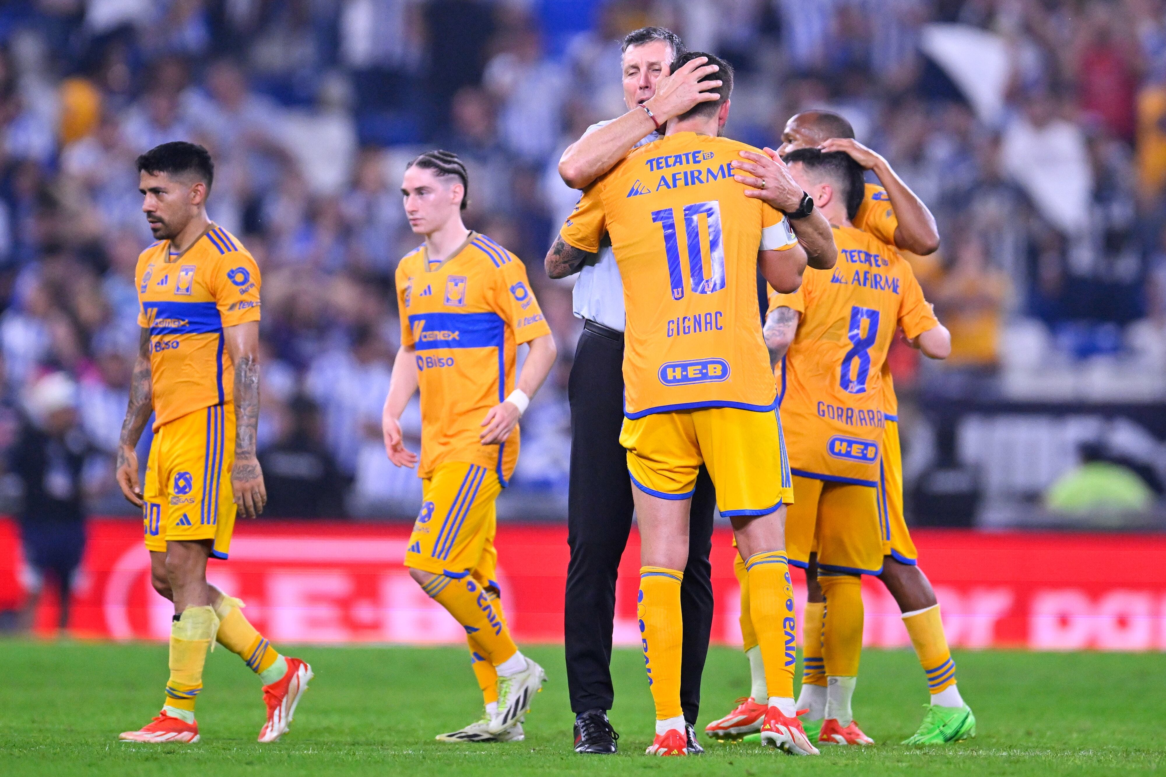 Siboldi consolando a Gignac