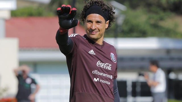 Ochoa en un entrenamiento con el Tri