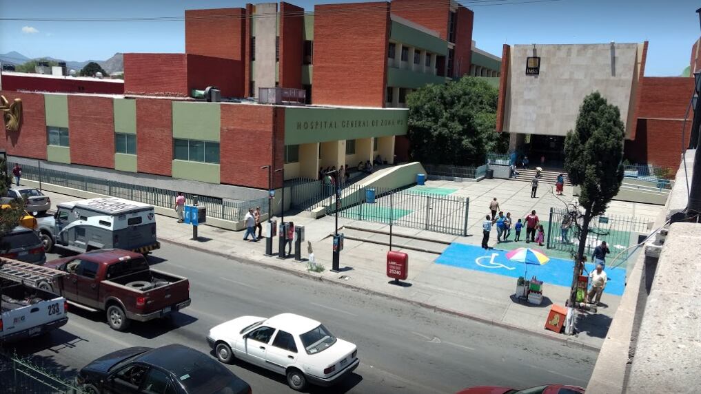 Saltillo: Sobreviven a caída de 10 metros en barranco