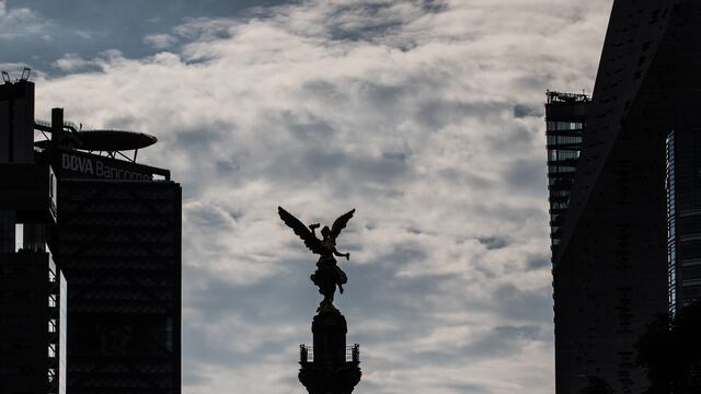 Victoria Alada de la columna de la Independencia