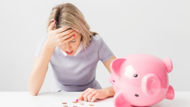 Estos son los 4 síntomas del estrés financiero según Conducef