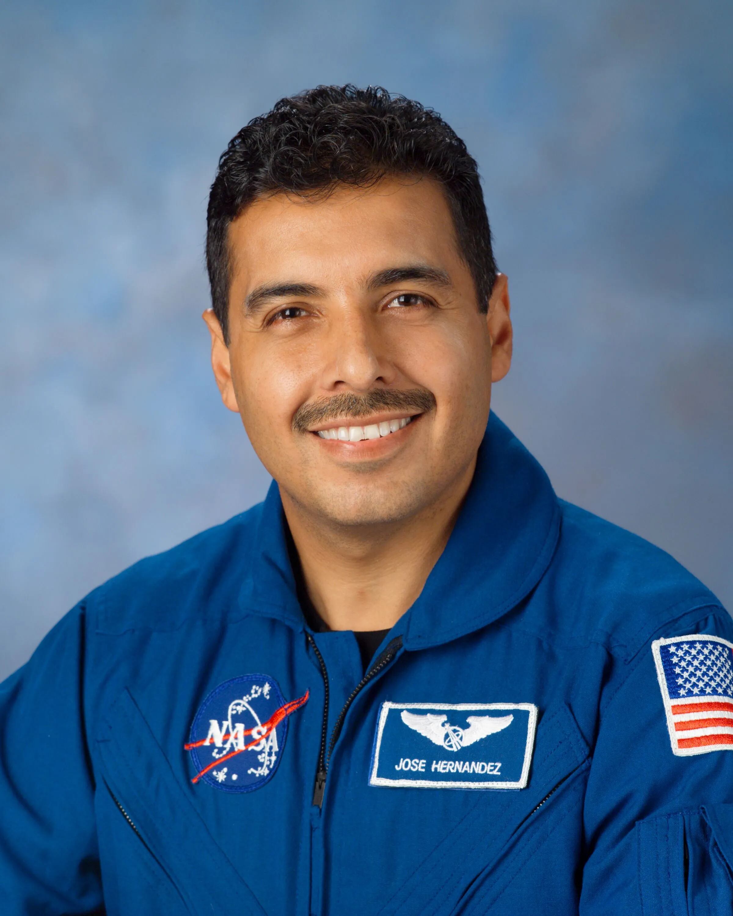 ¿Quién es José Hernández, el astronauta mexicano que será interpretado por Michael Peña en nueva película de Amazon Prime Video?