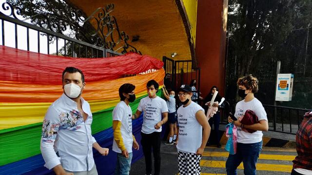 Six Flags es clausurado por la población LGBT