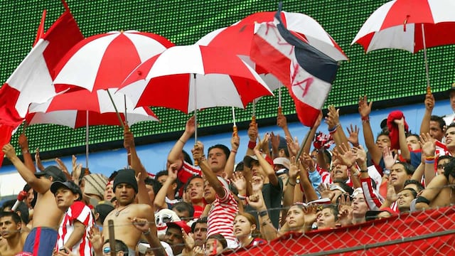 Los fans de Chivas en el Azteca.