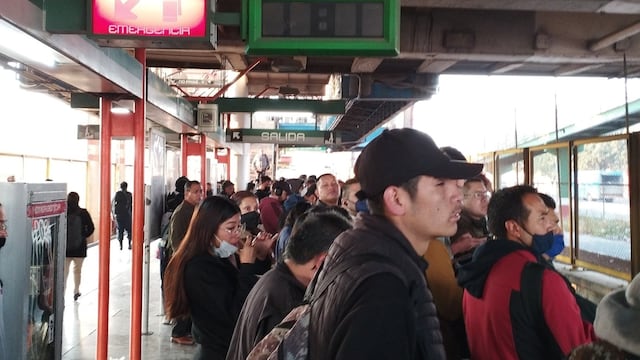 Línea B del Metro CDMX reportan retrasos de al menos 30 minutos