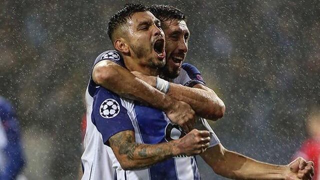 Héctor Herrera y Jesús Corona.