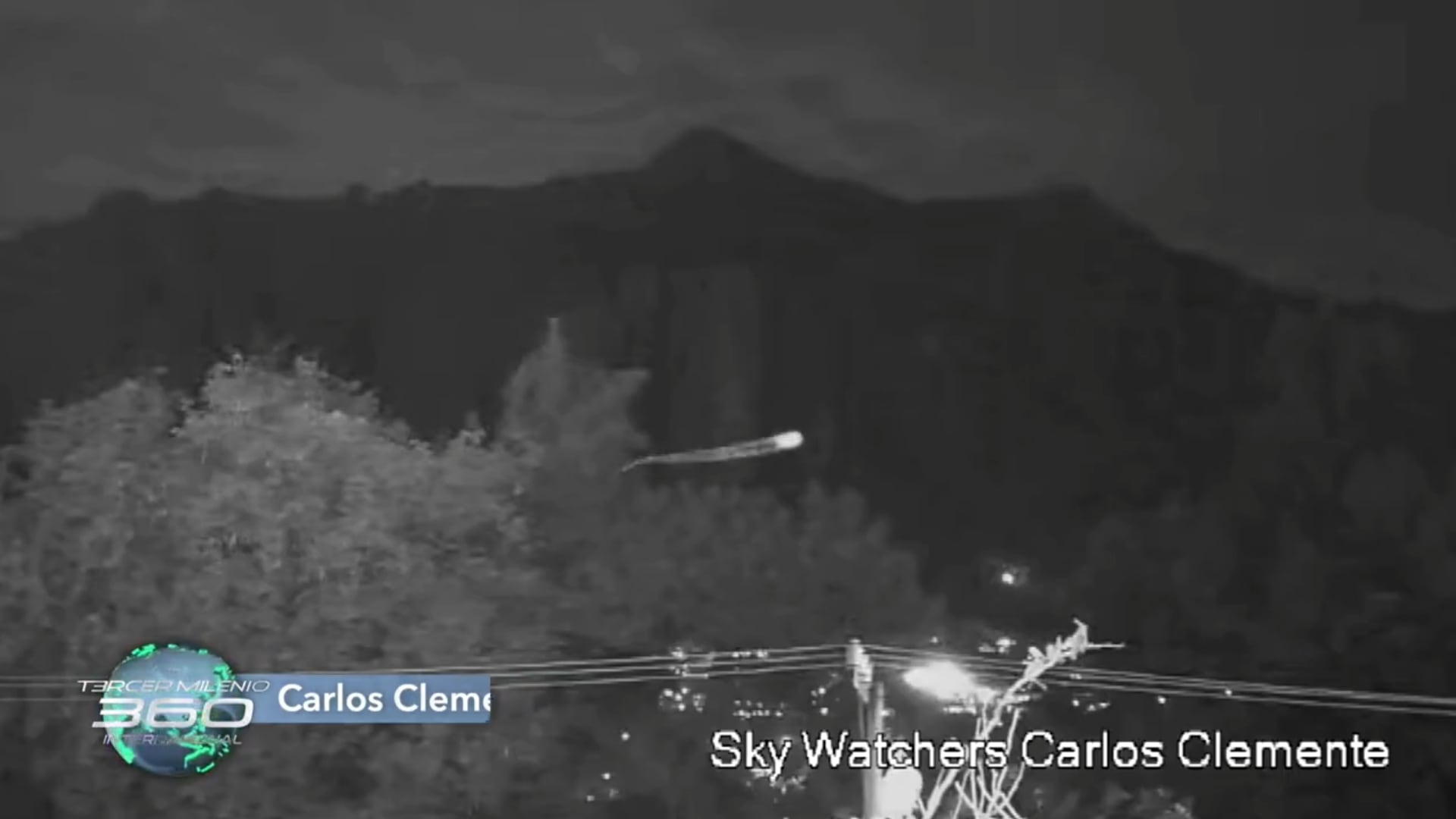 OVNI en Tepoztlán captado por Jaime Maussan