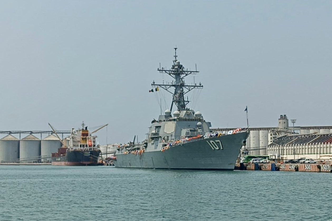 USS Gravely