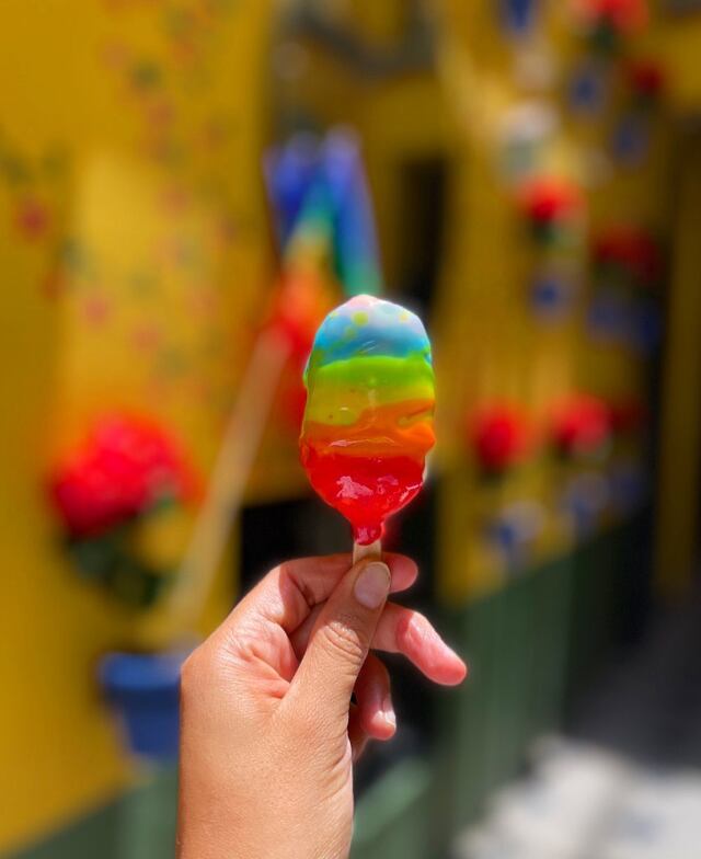 Paleta Pride de Tres Abejas