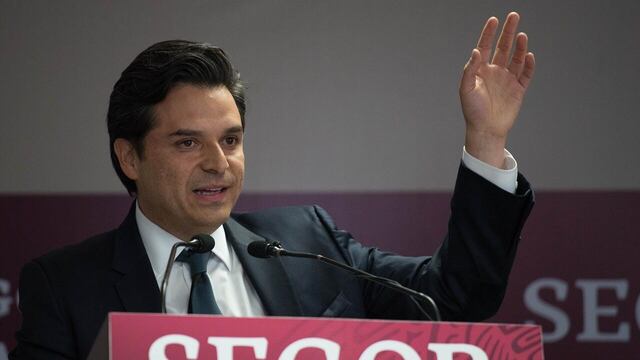 Zoé Robledo se despide como subsecretario de Gobernación.