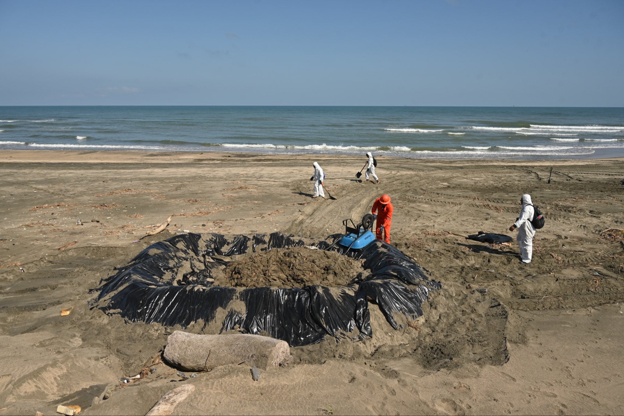 Derrame de petróleo llega a Tabasco