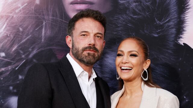 ¿Enojado? Ben Affleck le azota la puerta a Jennifer Lopez (VIDEO)