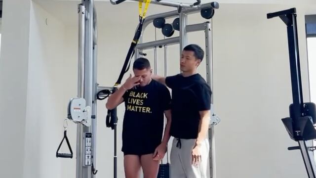 Javier ‘Chicharito’ Hernández llorando