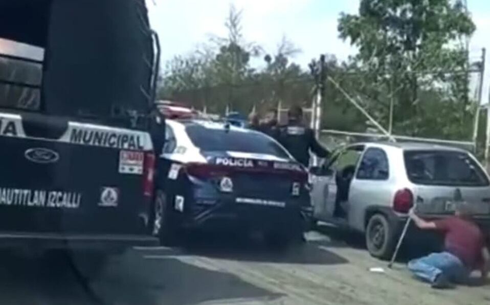 Policías de Cuautitlán Izcalli golpean a adulto mayor
