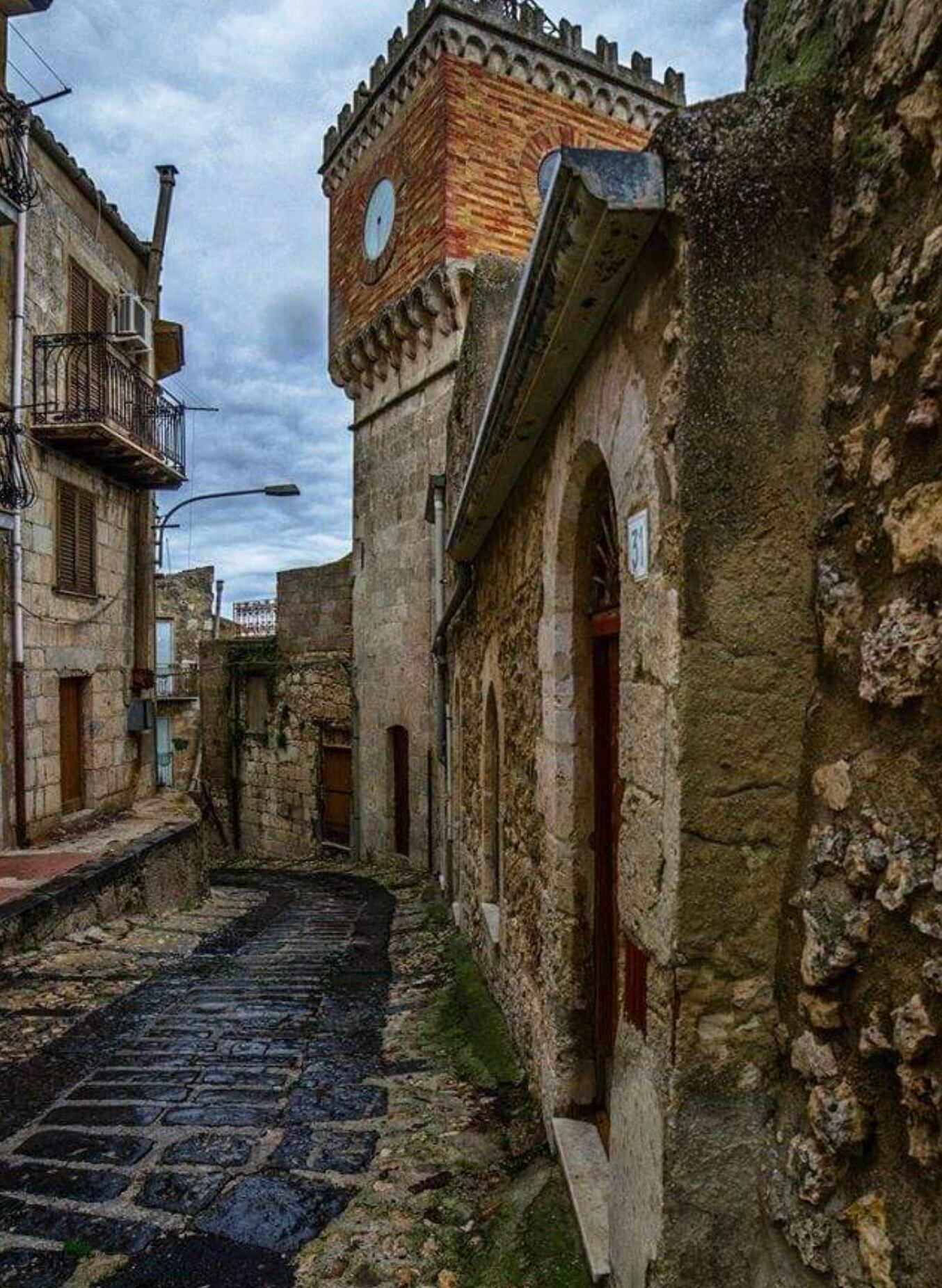 Verdad detrás de las casas de 1 euro en Italia