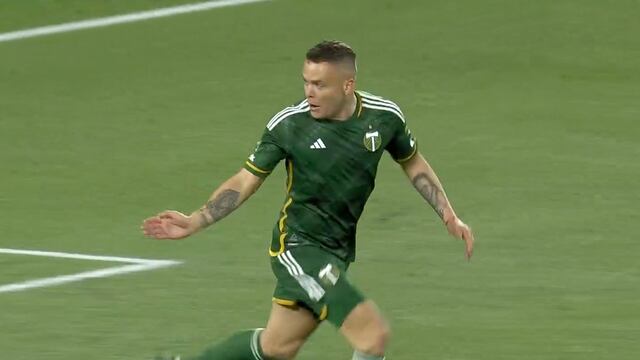 Cabecita Rodríguez anota su primer gol en la MLS