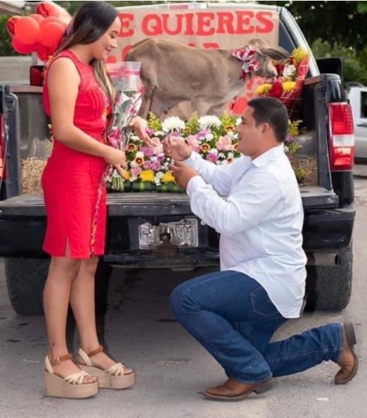 Joven pide matrimonio