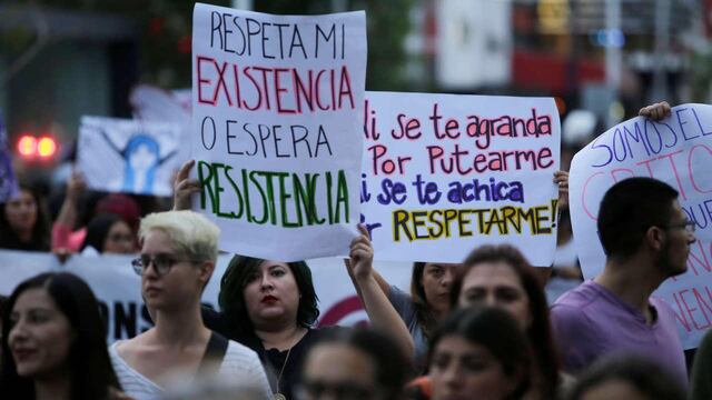 Protesta contra la violencia hacia las mujeres en Jalisco.
