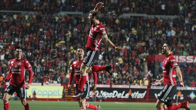 Los fronterizos celebrando una anotación.