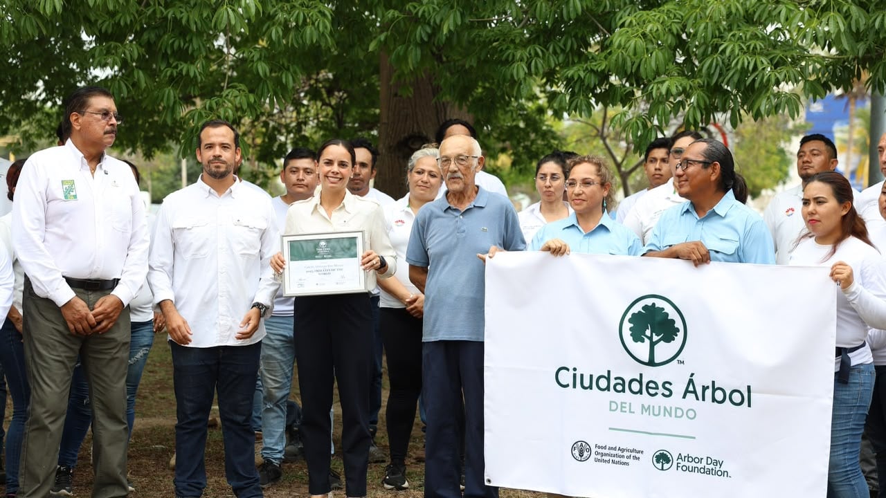 Bajo el liderazgo de Ana Paty Peralta, Cancún recibe distintivo internacional urbano