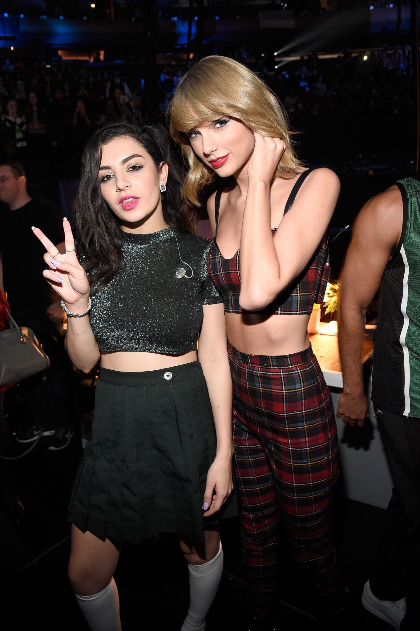 Taylor Swift y Charlie XCX