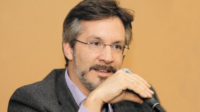 Ackerman ¿dicta agenda?