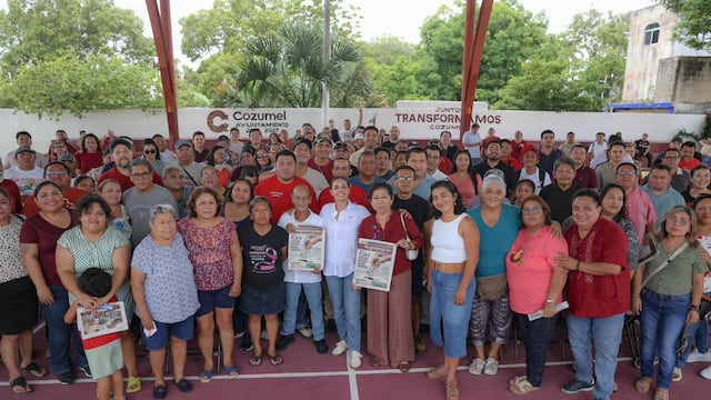 Ana Paty Peralta recorre Cozumel para fortalecer la organización territorial de Morena.