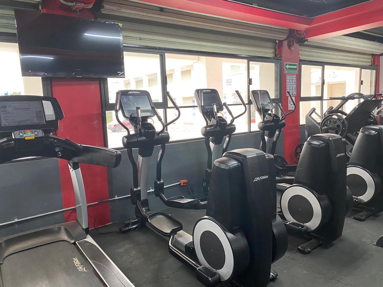 Semper, gimnasio en Cuautitlán Izcalli