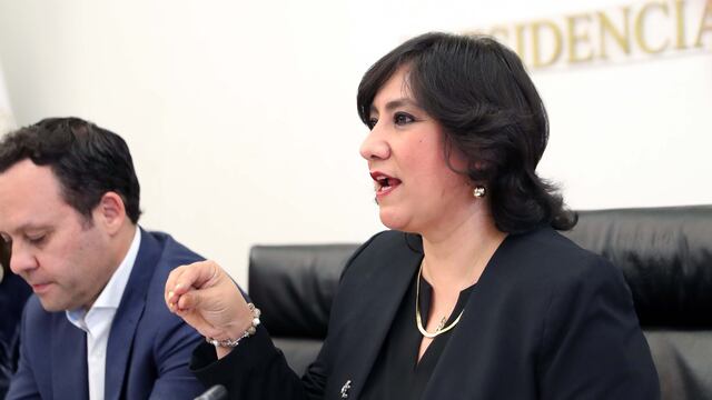 Irma Eréndira Sandoval en el Senado