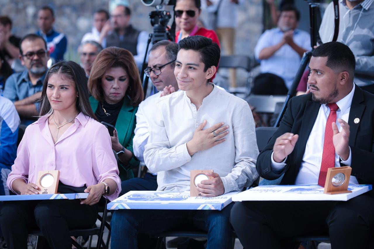 Donovan Carrillo en la entrega del Premio Estatal del Deporte de Guanajuato 2022
