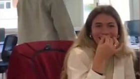 The Sun reveló información sobre su nueva novia.