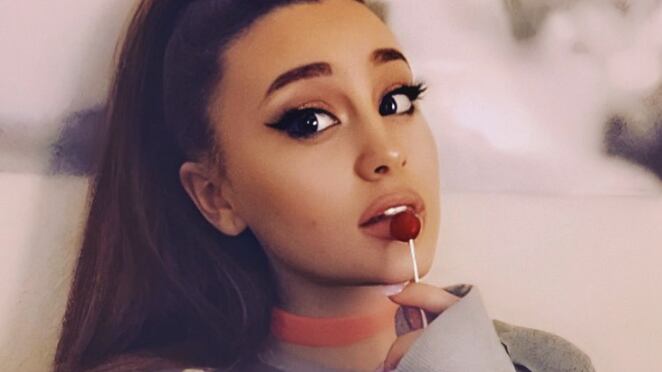 ¿Quién es Paige Niemann? La fan imitadora de Ariana Grande cuyo parecido te va a causar miedo