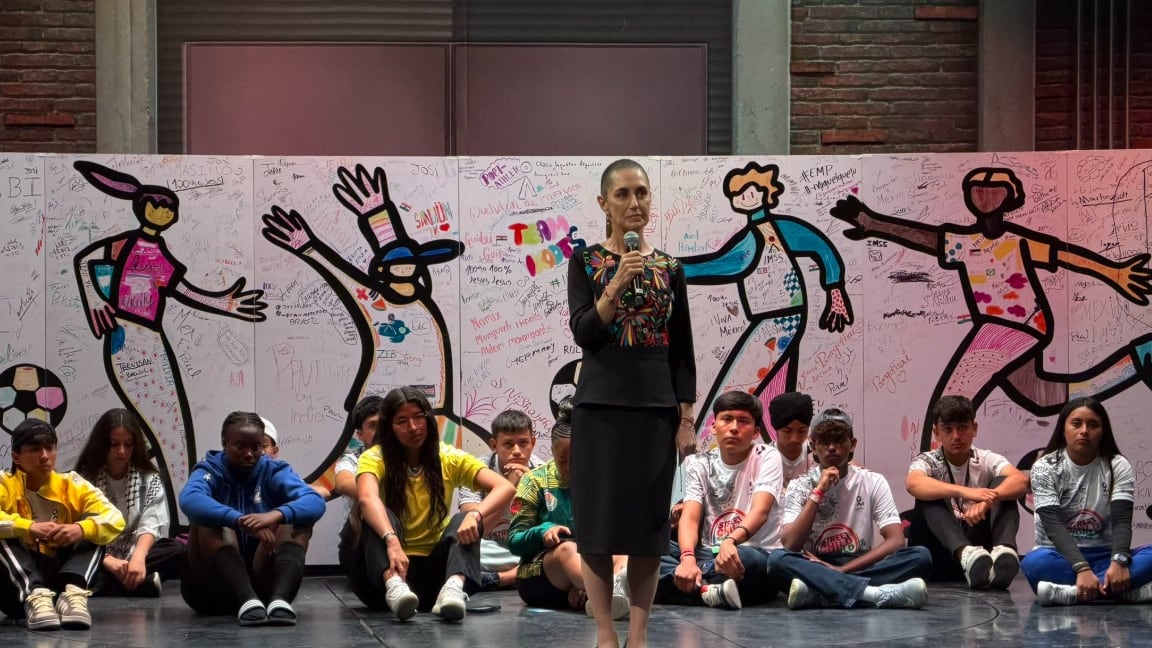 “Que ruede la pelota no como símbolo de lujo, dinero o poder, sino de paz y de encuentro”: Claudia Sheinbaum