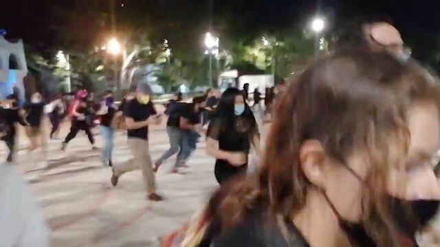 Protesta en Cancún dispersada a balazos