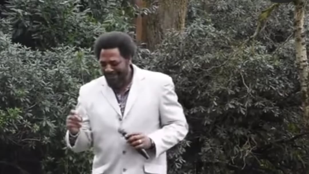 Santuario contrata a cantante de soul