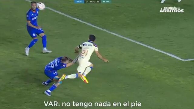 Audios del VAR en el posible penal a Henry Martín