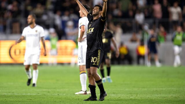 Carlos Vela