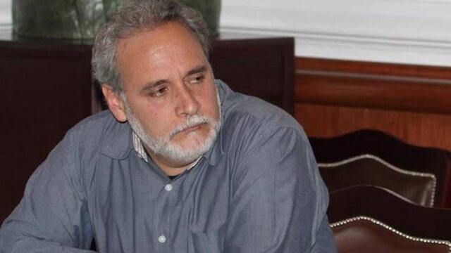 León Serment. Suicidio de su esposa.