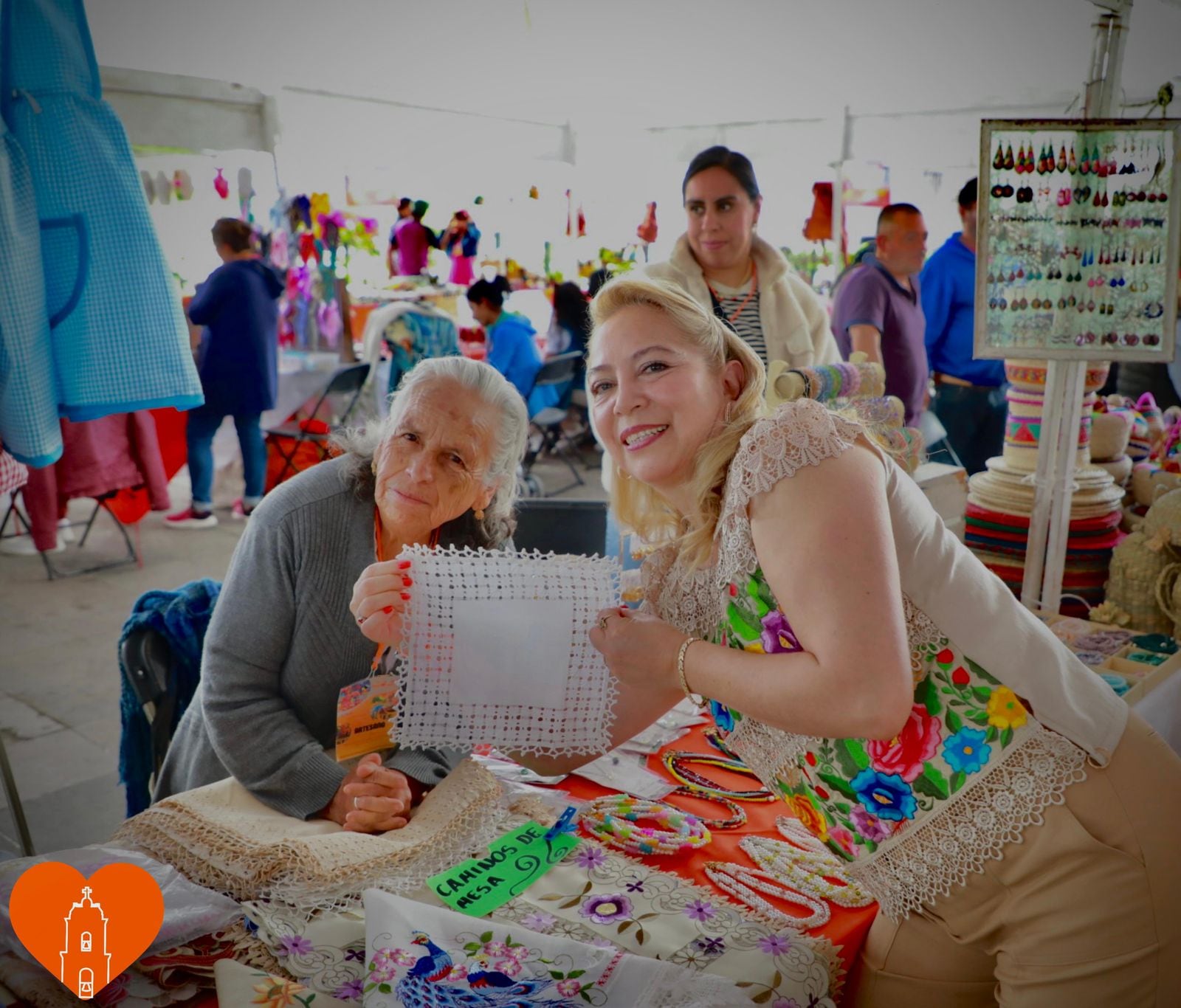 Gely inaugura feria Latido Artesano 2025