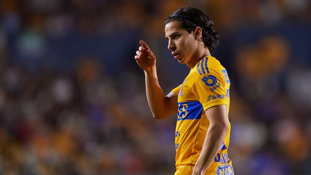 Diego Lainez.