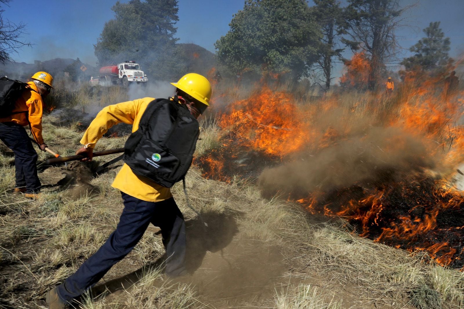 Michoacán previene y combate incendios forestales