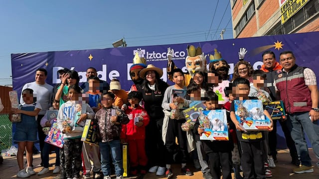 Lourdes Paz celebra Día de Reyes con 10 mil juguetes en Iztacalco.